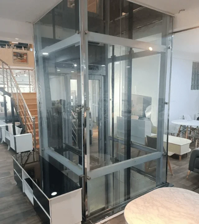 Ascenseur vitré sur mesure pour bâtiment commercial en Algérie