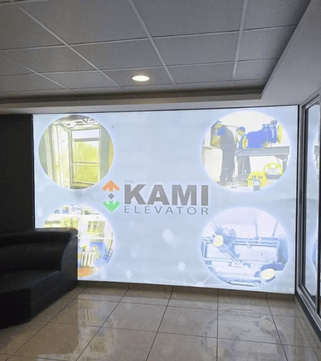 Locaux et espace d'exposition de l'entreprise Kami Elevator à Oran